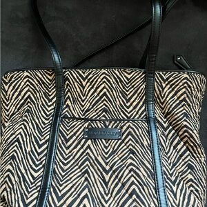 Vera Bradley black/tan zebra type print. Full zipper.